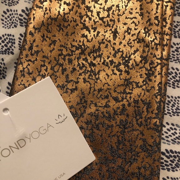 NWT beyond yoga alloy leggings gray speckle - Picture 5 of 6